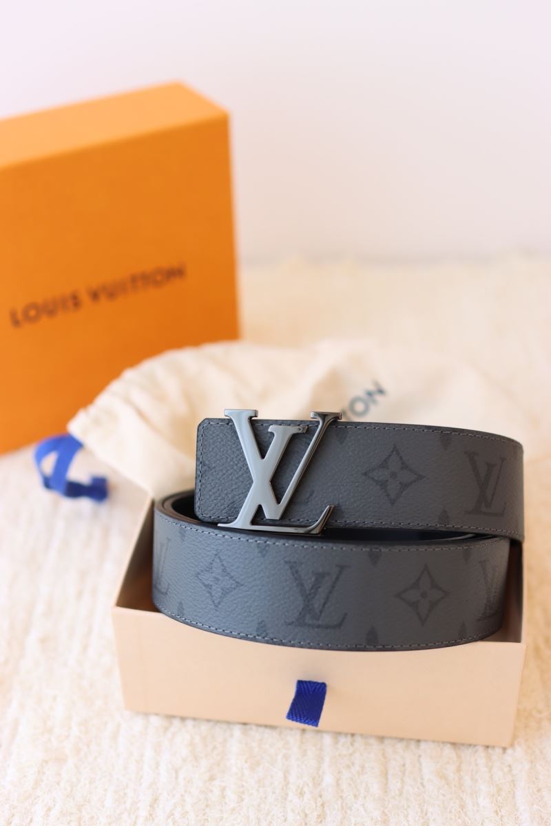 l0vis Vvtt0n belts